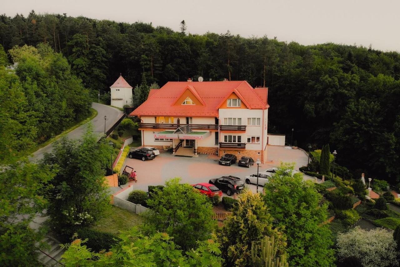Elita Hotel & Restauracja Iwonicz-Zdrój Εξωτερικό φωτογραφία