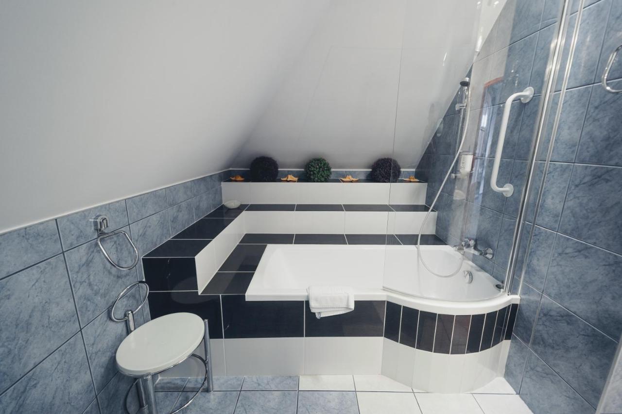 Elita Hotel & Restauracja Iwonicz-Zdrój Εξωτερικό φωτογραφία