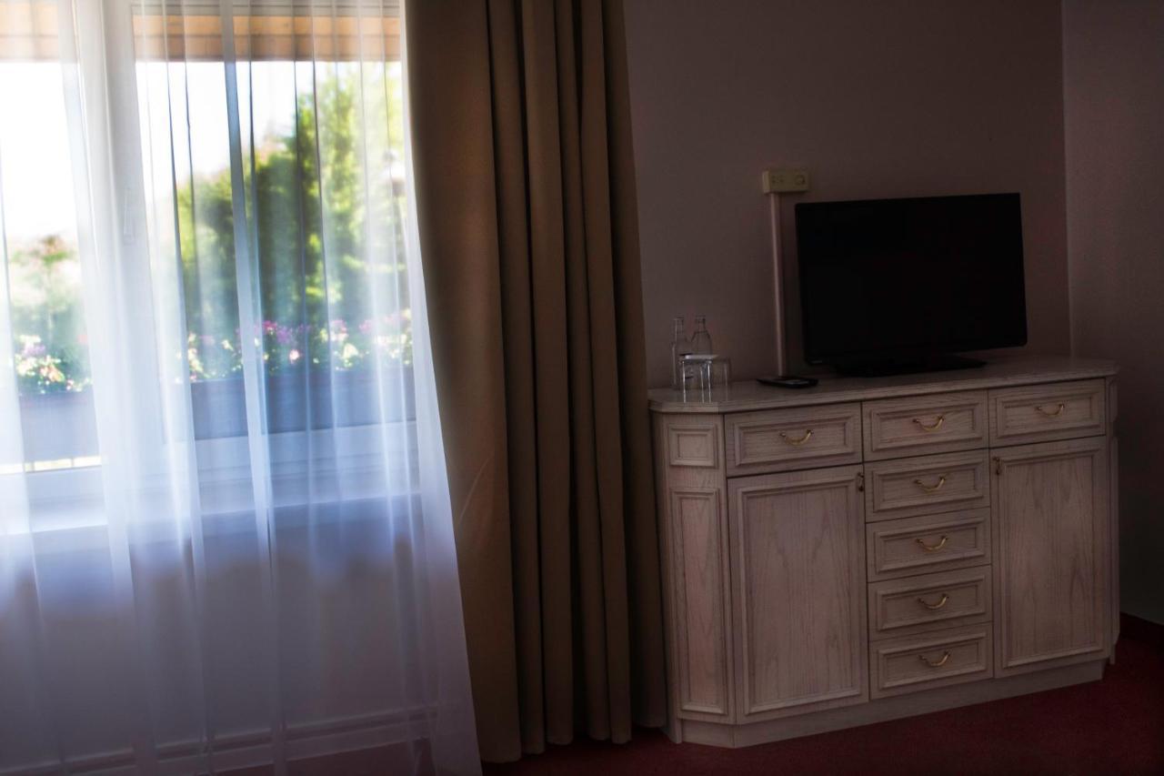Elita Hotel & Restauracja Iwonicz-Zdrój Εξωτερικό φωτογραφία