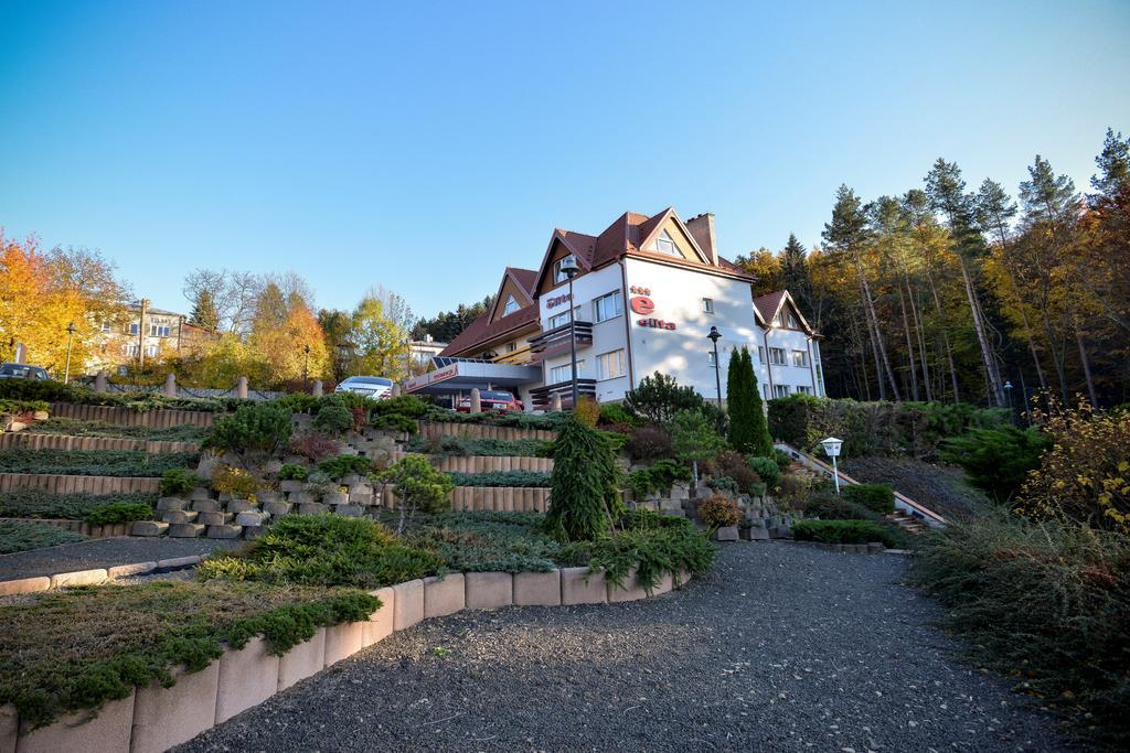 Elita Hotel & Restauracja Iwonicz-Zdrój Εξωτερικό φωτογραφία
